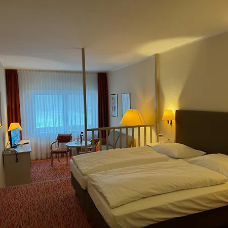 Muesser Hof 3* שוורין